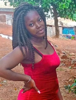 Natacha's profile, a single 26-year-old a woman in Yaoundé
