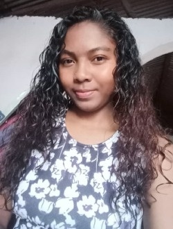 Mia's profile, a single 25-year-old a woman in Toamasina