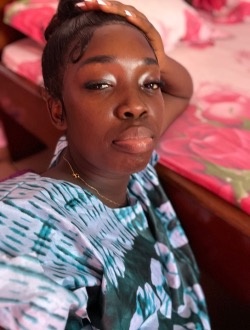 Christine's profile, a single 25-year-old a woman in Douala