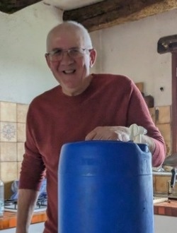 Manu's profile, a single 60-year-old a man in Châtellerault
