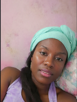 Servier's profile, a single 36-year-old a woman in Libreville