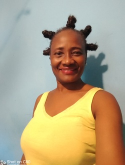 Geneviève's profile, a single 45-year-old a woman in Yaoundé