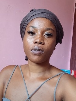 Thérèse's profile, a single 27-year-old a woman in Douala