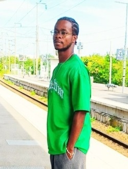 Ferdy's profile, a single 35-year-old a man in Paris