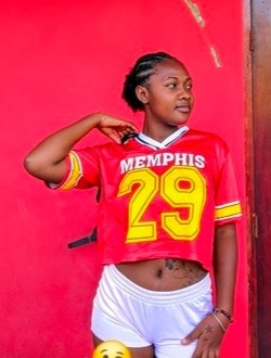 Sandrica's profile, a single 21-year-old a woman in Antalaha