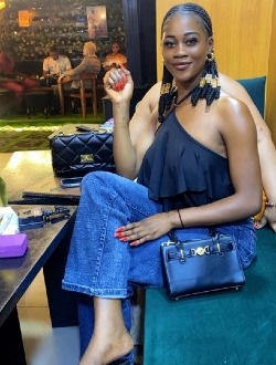 Cerena's profile, a single 26-year-old a woman in Yaoundé