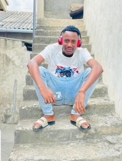 Montana's profile, a single 26-year-old a man in Cocotomey