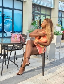 Christine's profile, a single 32-year-old a woman in Abidjan