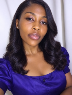 Gloglo's profile, a single 32-year-old a woman in Yaoundé