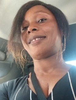 La Chancelière's profile, a single 49-year-old a woman in Tangero