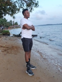 Kadiolossoro's profile, a single 35-year-old a man in Abadjin-Doumé