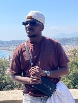 Madi's profile, a single 28-year-old a man in Nice