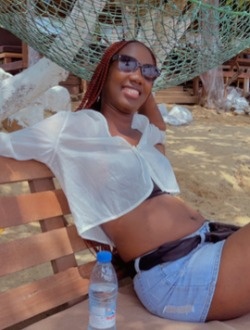 Brenda's profile, a single 26-year-old a woman in Yaoundé