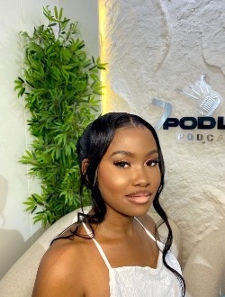 Kevine's profile, a single 24-year-old a woman in Douala