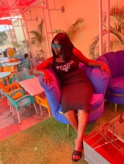 Roustiane's profile, a single 31-year-old a woman in Yaoundé