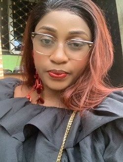 Rosy's profile, a single 43-year-old a woman in Douala