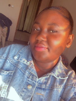 Laure's profile, a single 26-year-old a woman in Douala