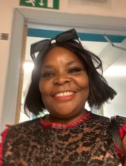 Lareine's profile, a single 45-year-old a woman in Charleroi