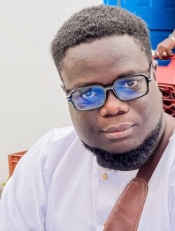 Enock's profile, a single 33-year-old a man in Abomey-Calavi