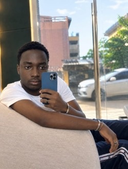 Schama's profile, a single 27-year-old a man in Abidjan