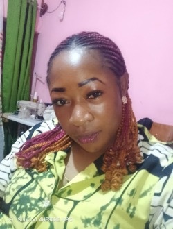 Ariane's profile, a single 34-year-old a woman in Yaoundé