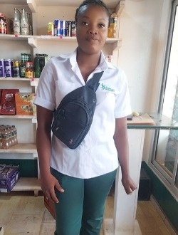 Adélaïde Flora's profile, a single 29-year-old a woman in Odza I