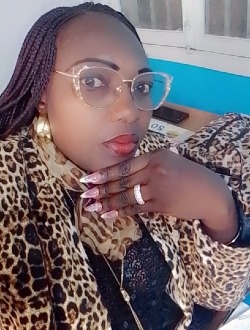 Nicky's profile, a single 50-year-old a woman in Bafou