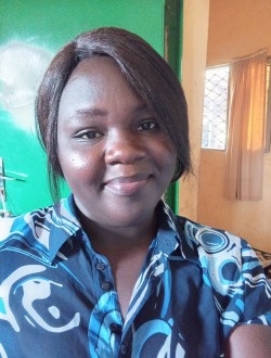 Alice's profile, a single 28-year-old a woman in Yaoundé