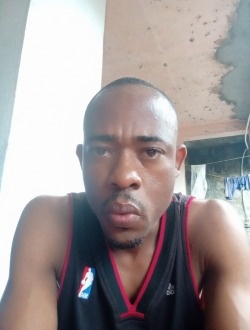 Abdoulaye's profile, a single 36-year-old a man in Bwadibo