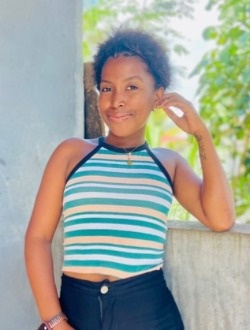 AndrÉa's profile, a single 20-year-old a woman in Antalaha