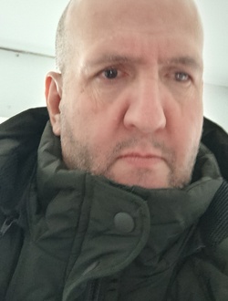 Karim's profile, a single 61-year-old a man in Malakoff