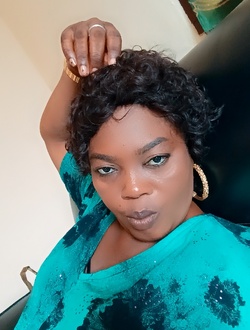 Fafa's profile, a single 44-year-old a woman in Lomé