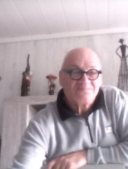 Jean's profile, a single 18-year-old a man in Valenciennes