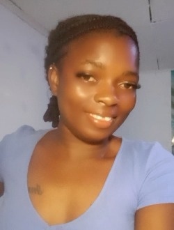 Mimie's profile, a single 27-year-old a woman in Douala