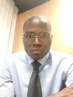 Contempler's profile, a single 31-year-old a man in Lomé