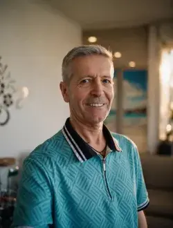 Kristoff's profile, a single 58-year-old a man in Lorient