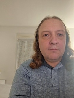 Yannick's profile, a single 43-year-old a man in Épernay