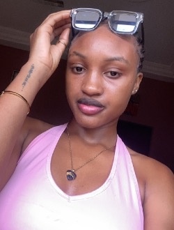 Esther's profile, a single 19-year-old a woman in Agencourt