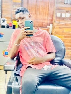 Arold's profile, a single 27-year-old a man in Abidjan
