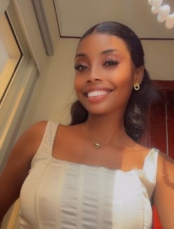 Emilia's profile, a single 34-year-old a woman in Brazzaville