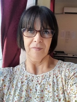 Fazia's profile, a single 59-year-old a woman in Tizi Ouzou