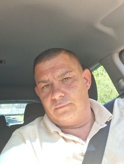 Sylvain's profile, a single 42-year-old a man in Sens-de-Bretagne