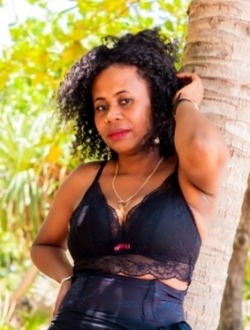 Nairah's profile, a single 35-year-old a woman in Sambava