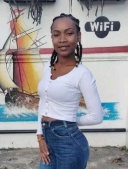 Nikita's profile, a single 27-year-old a woman in Toamasina