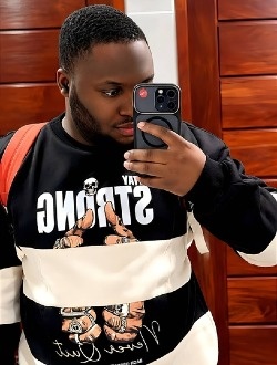 Waris's profile, a single 31-year-old a man in Libreville