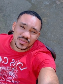 Keys's profile, a single 30-year-old a man in Douala