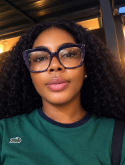 Glwadys Laure's profile, a single 49-year-old a woman in Abidjan