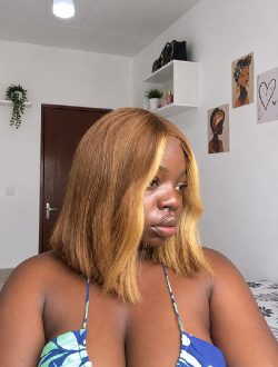 Stephie's profile, a single 25-year-old a woman in Yaoundé