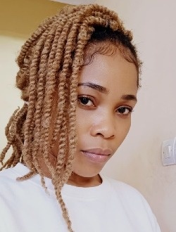 Laure's profile, a single 28-year-old a woman in Lomé