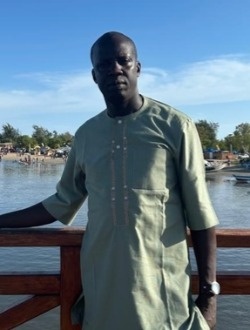 El Hadji's profile, a single 47-year-old a man in Como